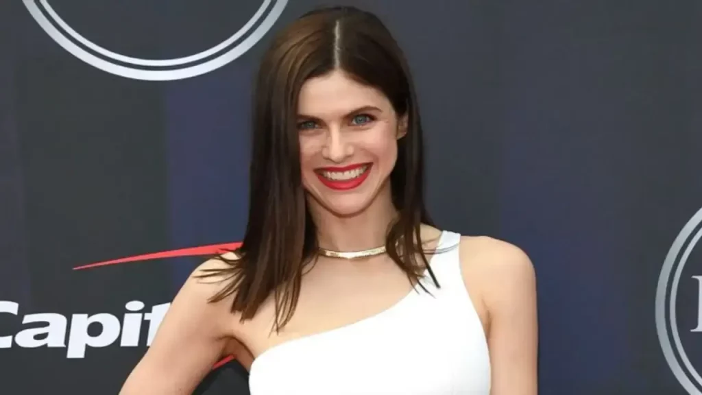 Alexandra_Daddario