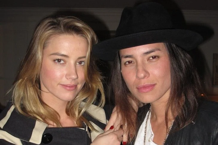 12-Amber-Heard-and-Tasya-van-Ree